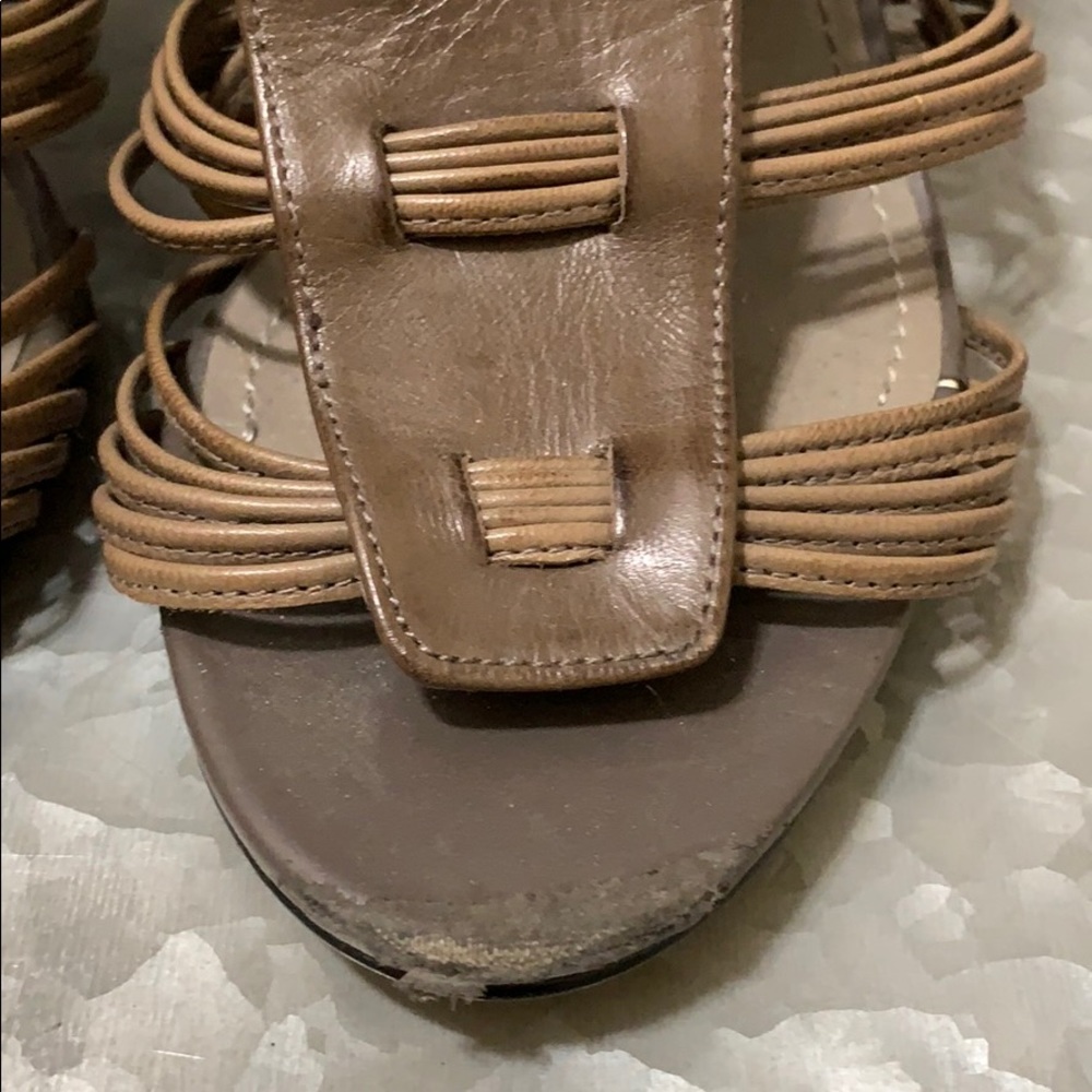 Shoes - Picture 3 of 7